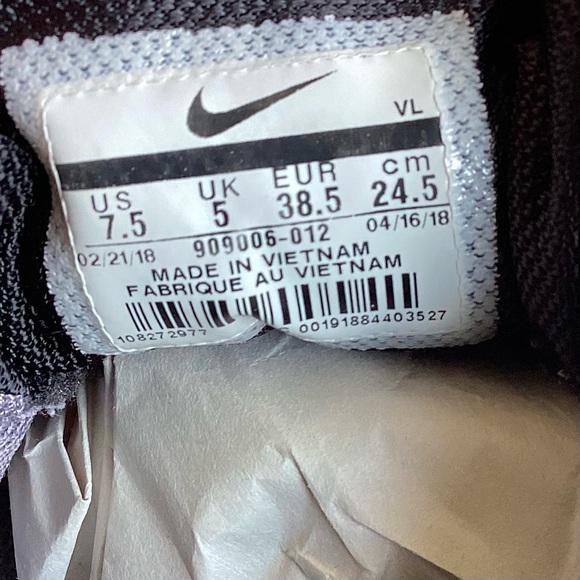 Nike Run Swift Gunsmoke Women’s Size 7.5 - Picture 8 of 10